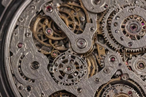 Swiss automatic watch movement restoration showcase